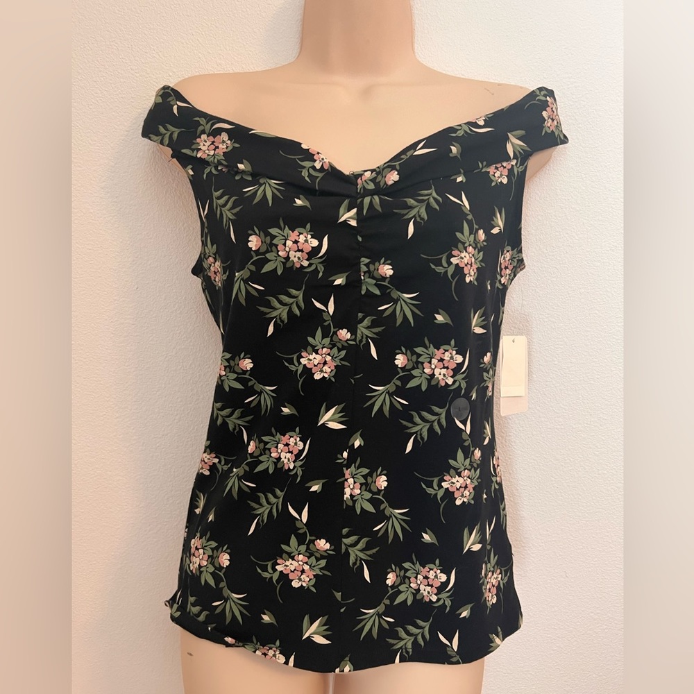 Sabrina Carpenter by Aeropostale Top